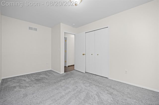 34616 Shorewood Street, Chesterfield Township, MI 48047