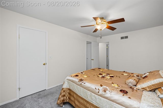 34616 Shorewood Street, Chesterfield Township, MI 48047