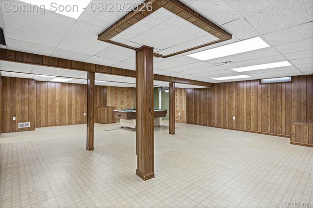 34616 Shorewood Street, Chesterfield Township, MI 48047