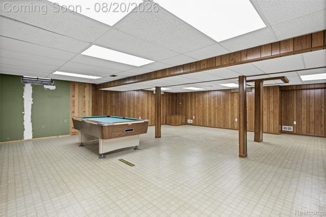 34616 Shorewood Street, Chesterfield Township, MI 48047