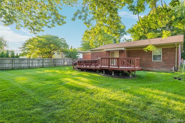 34616 Shorewood Street, Chesterfield Township, MI 48047