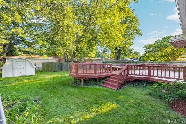 34616 Shorewood Street, Chesterfield Township, MI 48047