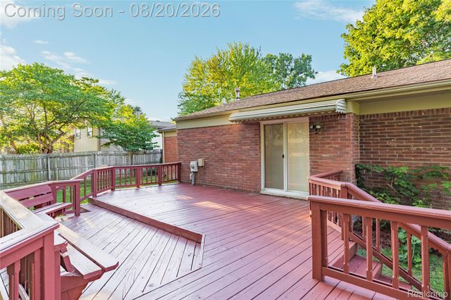 34616 Shorewood Street, Chesterfield Township, MI 48047