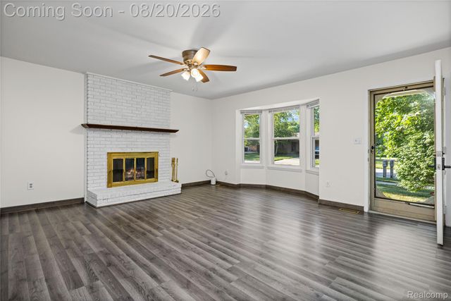 34616 Shorewood Street, Chesterfield Township, MI 48047