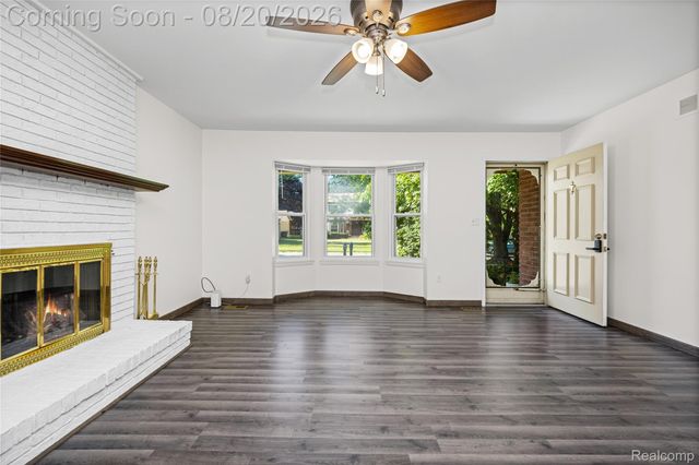 34616 Shorewood Street, Chesterfield Township, MI 48047