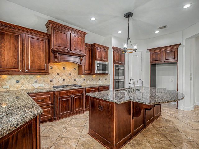 5210 Kenton Place Lane, Fulshear, TX 77441