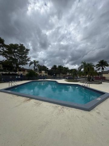 8327 SW 137th Ave 8327, Miami, FL 33183