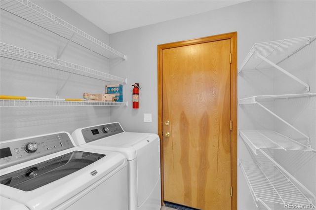 8053 S Kittredge Way, Englewood, CO 80112