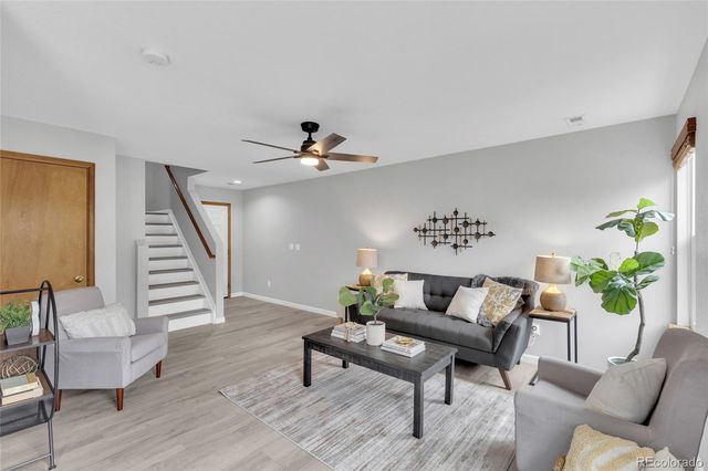 8053 S Kittredge Way, Englewood, CO 80112