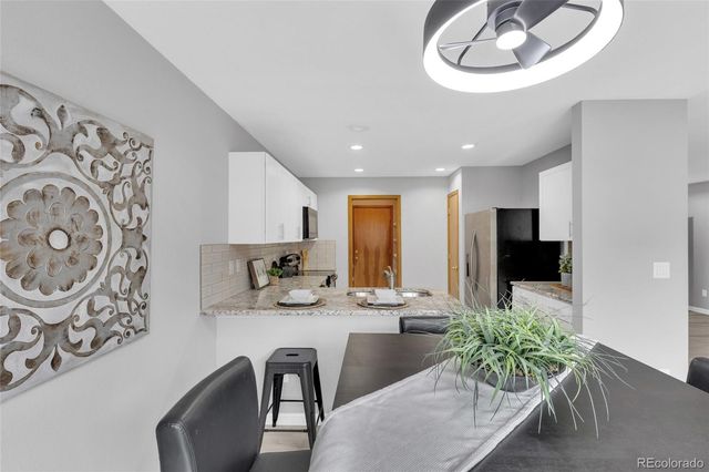 8053 S Kittredge Way, Englewood, CO 80112