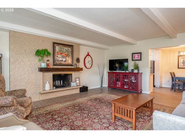 4460 Sw SCHOLLS FERRY Rd 6A, Portland, OR 97225