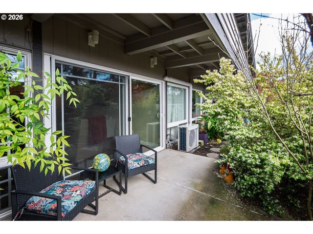 4460 Sw SCHOLLS FERRY Rd 6A, Portland, OR 97225