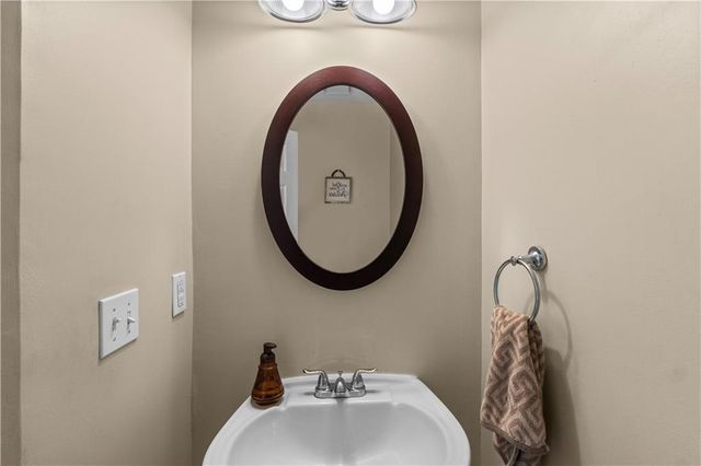 901 Grandview Way NW, Acworth, GA 30101