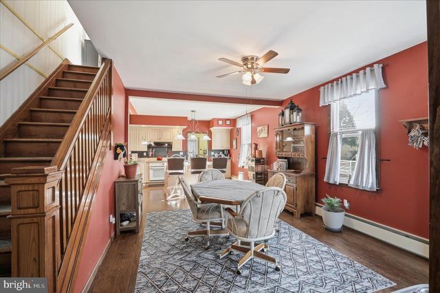 708 W CHERRY ST, Palmyra, PA 17078