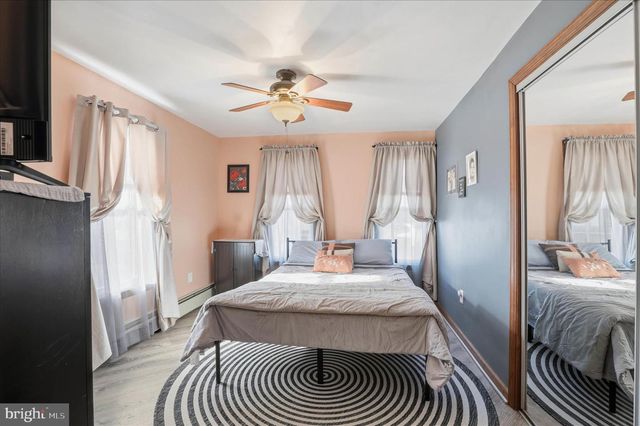 708 W CHERRY ST, Palmyra, PA 17078