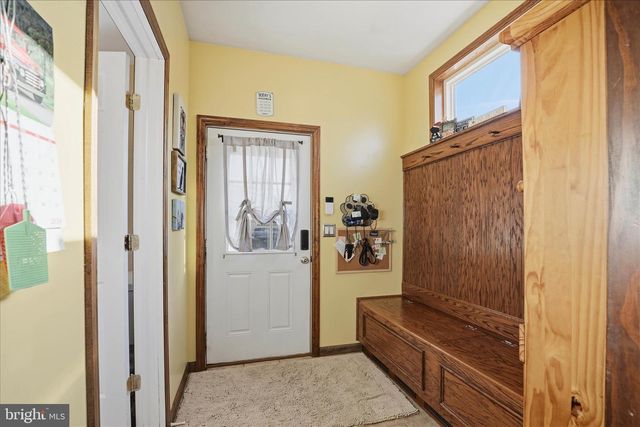 708 W CHERRY ST, Palmyra, PA 17078