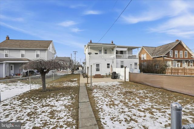 708 W CHERRY ST, Palmyra, PA 17078