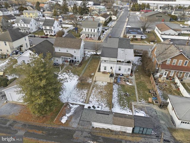 708 W CHERRY ST, Palmyra, PA 17078