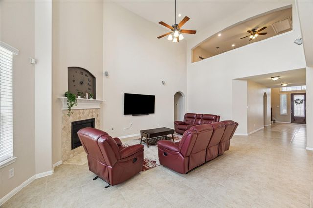 6322 Fiddlers Green Drive, Missouri City, TX 77459