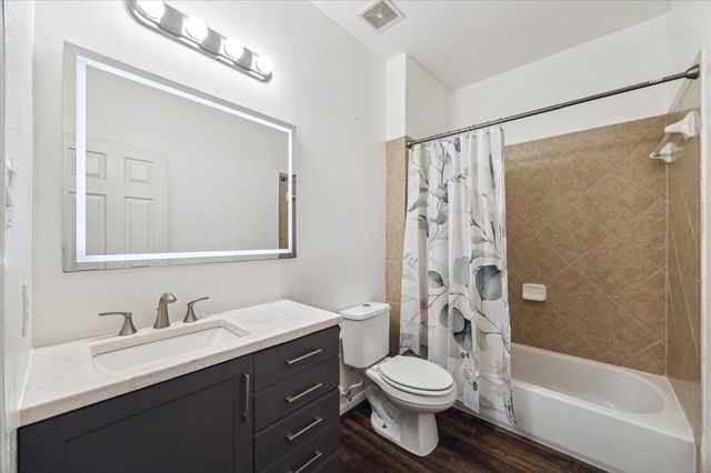 6322 Fiddlers Green Drive, Missouri City, TX 77459