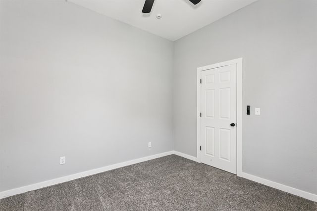 2016 E Chishom St, Wichita, KS 67214
