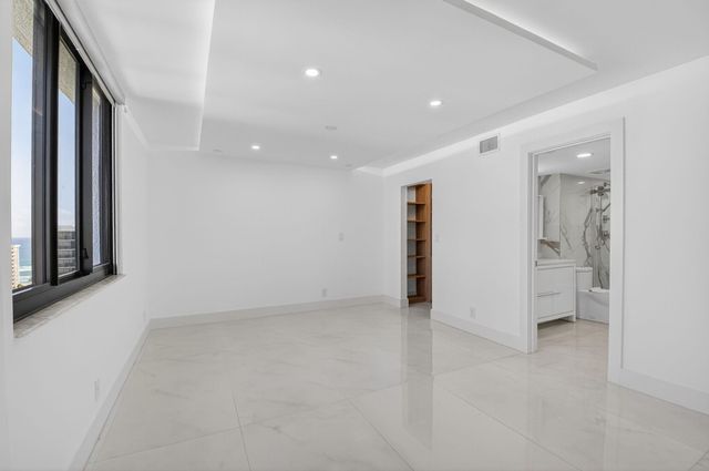 3420 S Ocean Boulevard PH-T, Highland Beach, FL 33487