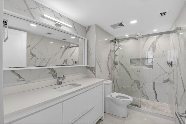 3420 S Ocean Boulevard PH-T, Highland Beach, FL 33487