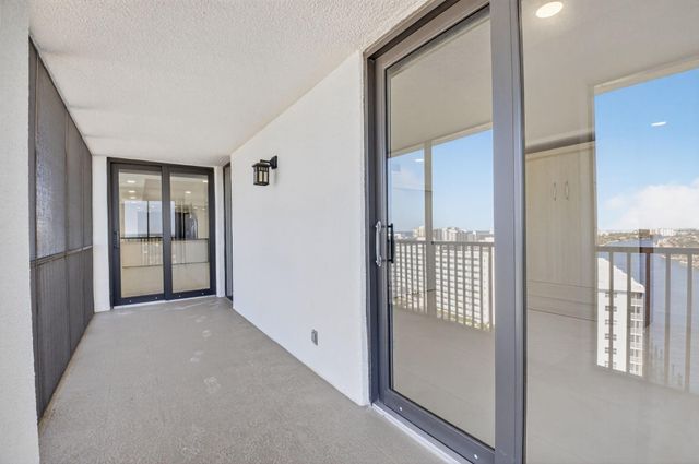3420 S Ocean Boulevard PH-T, Highland Beach, FL 33487