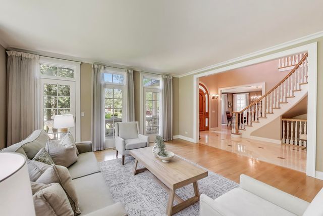 5851 N Newark Avenue, Chicago, IL 60631