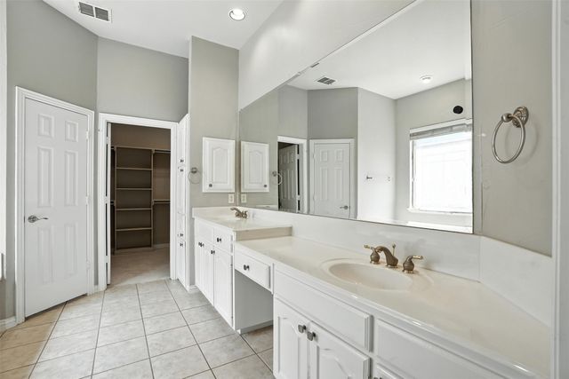 8220 Holliday Road, Lantana, TX 76226
