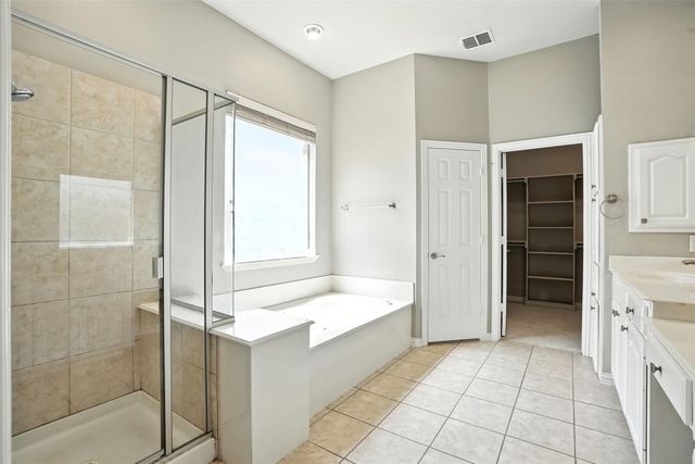 8220 Holliday Road, Lantana, TX 76226