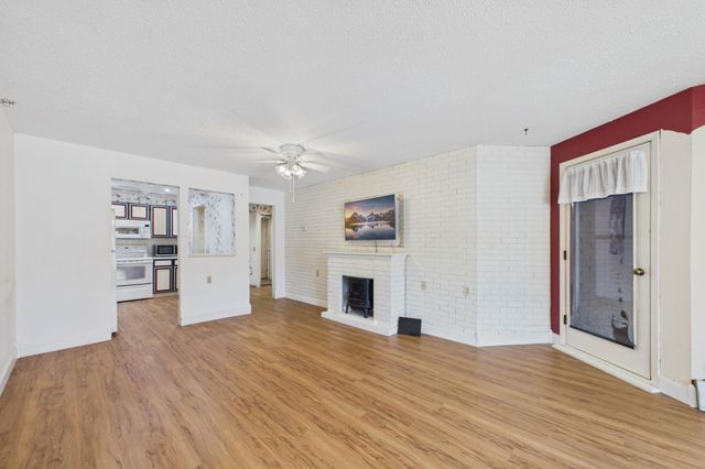 500 County Road B W 119, Roseville, MN 55113