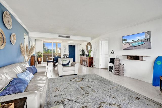 132 Lakeshore Drive 317, North Palm Beach, FL 33408