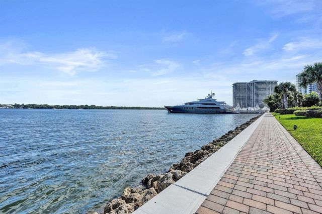 132 Lakeshore Drive 317, North Palm Beach, FL 33408