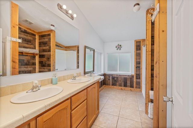 4716 Leonard Road, Mariposa, CA 95338