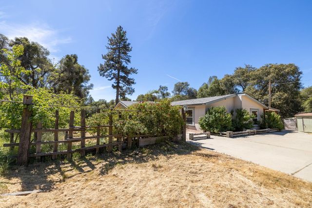 4716 Leonard Road, Mariposa, CA 95338