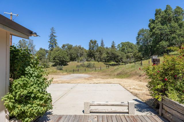4716 Leonard Road, Mariposa, CA 95338