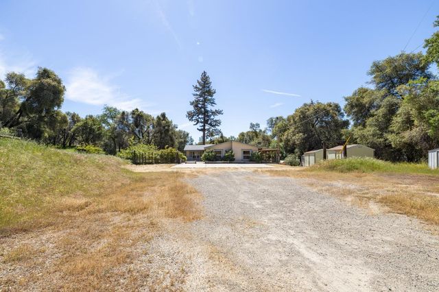 4716 Leonard Road, Mariposa, CA 95338