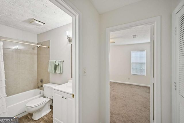 1006 Mill Pond Drive SE, Smyrna, GA 30082