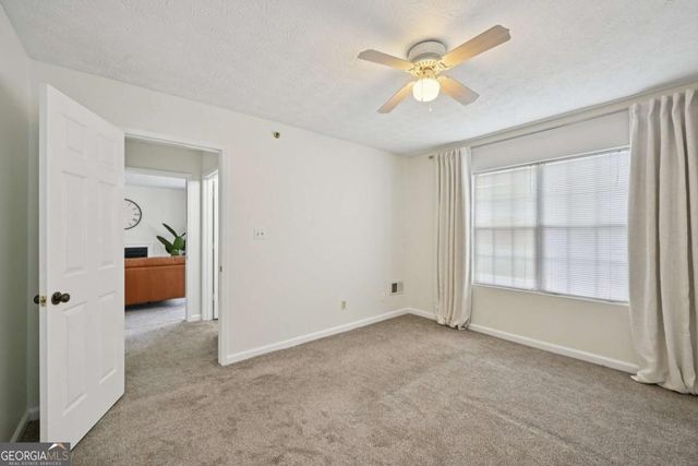 1006 Mill Pond Drive SE, Smyrna, GA 30082