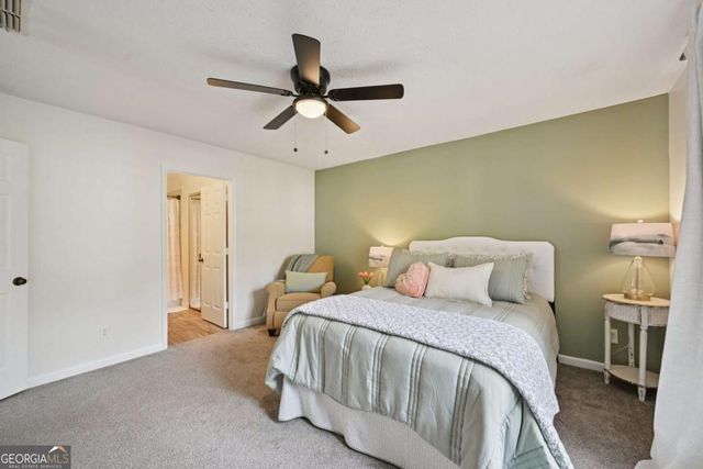 1006 Mill Pond Drive SE, Smyrna, GA 30082