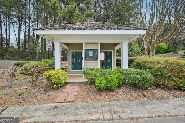 1006 Mill Pond Drive SE, Smyrna, GA 30082