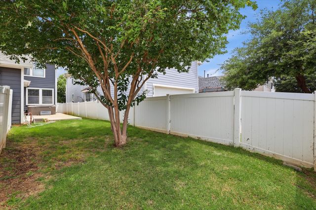 1208 Spanish Moss Drive, Savannah, TX 76227