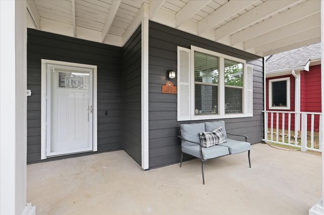 1208 Spanish Moss Drive, Savannah, TX 76227