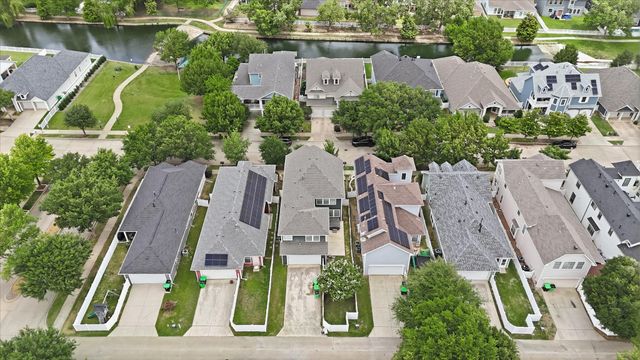1208 Spanish Moss Drive, Savannah, TX 76227