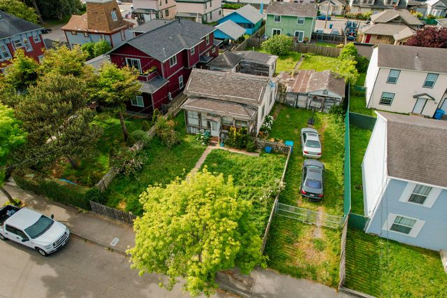 1523 7th Street, Eureka, CA 95501