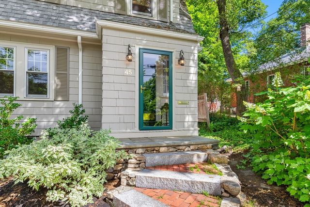 45 Pine Ridge Road, Arlington, MA 02476
