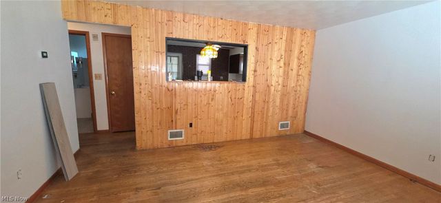 146 N 21st Street, Weirton, WV 26062