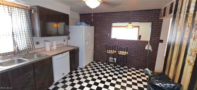 146 N 21st Street, Weirton, WV 26062