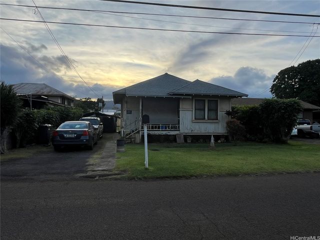 17 Ilima Street, Wahiawa, HI 96786